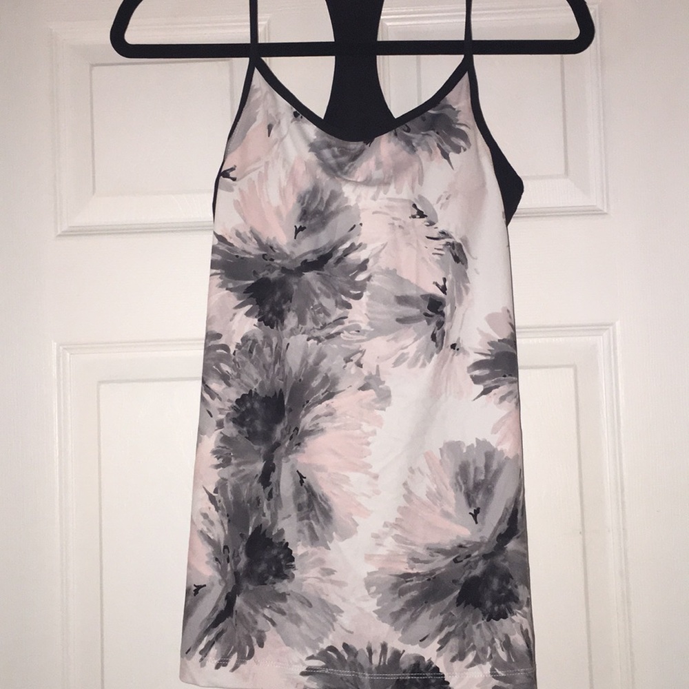 Fabletics Women’s work out top